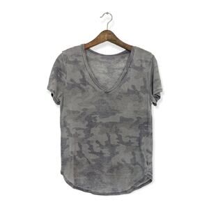 American Eagle Camo Short Sleeve V-Neck Tee